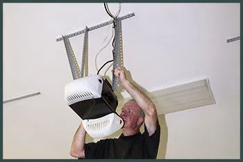 Two Guys Garage Door Service Huntington Woods, MI 248-531-8011 - serv-cont-open-gr-43m